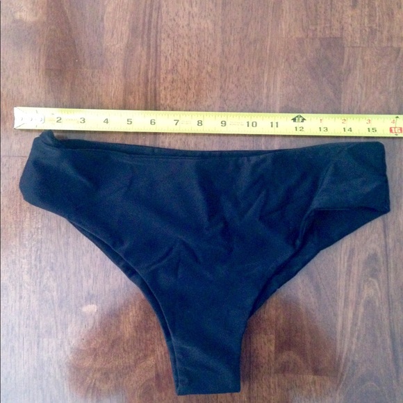 DONATED WILA tie front black bikini - Picture 5 of 5